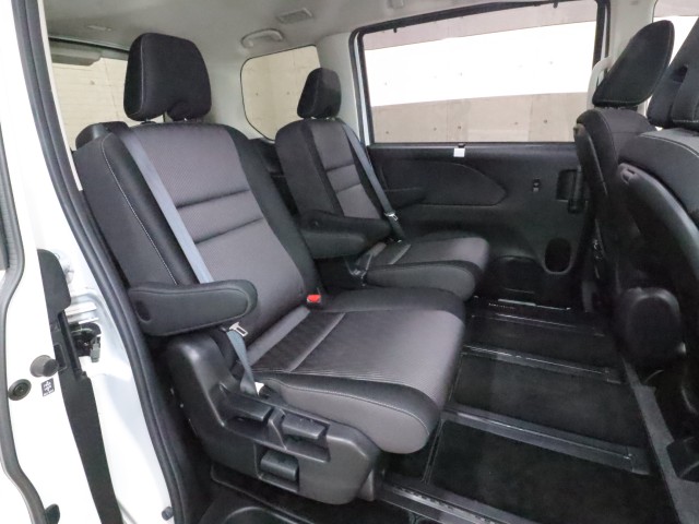 ニッサン セレナＨＶ ｅ－ＰＯＷＥＲ　ハイウェイスター　Ｖ