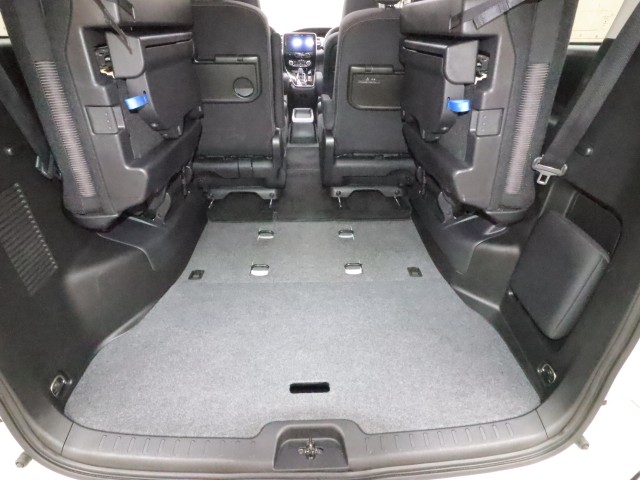 ニッサン セレナＨＶ ｅ－ＰＯＷＥＲ　ハイウェイスター　Ｖ