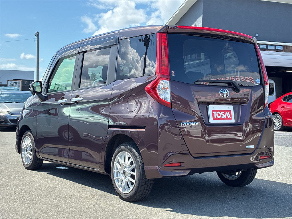 トヨタ ルーミー 4WD G