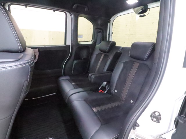 ホンダ Ｎ　ＢＯＸカスタム G・EXﾀｰﾎﾞﾎﾝﾀﾞｾﾝｼﾝｸﾞ