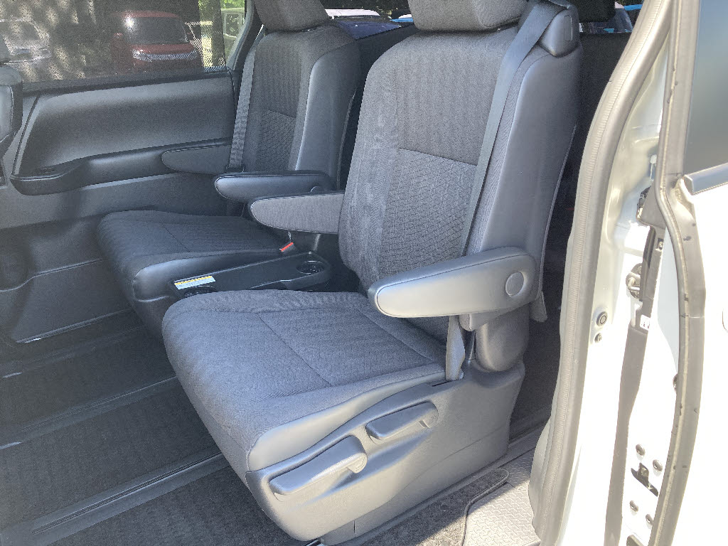 トヨタ ヴォクシー 2.0 S-G 4WD