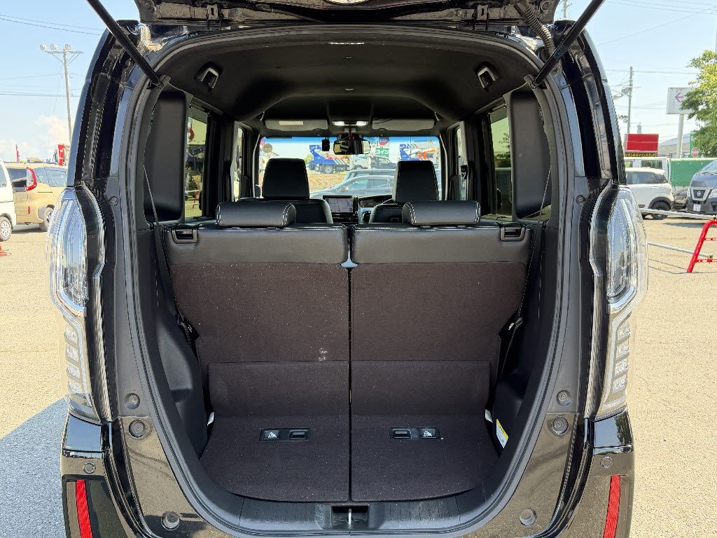 ホンダ Ｎ　ＢＯＸカスタム G EXﾀｰﾎﾞ ﾎﾝﾀﾞｾﾝｼﾝｸﾞ 4WD