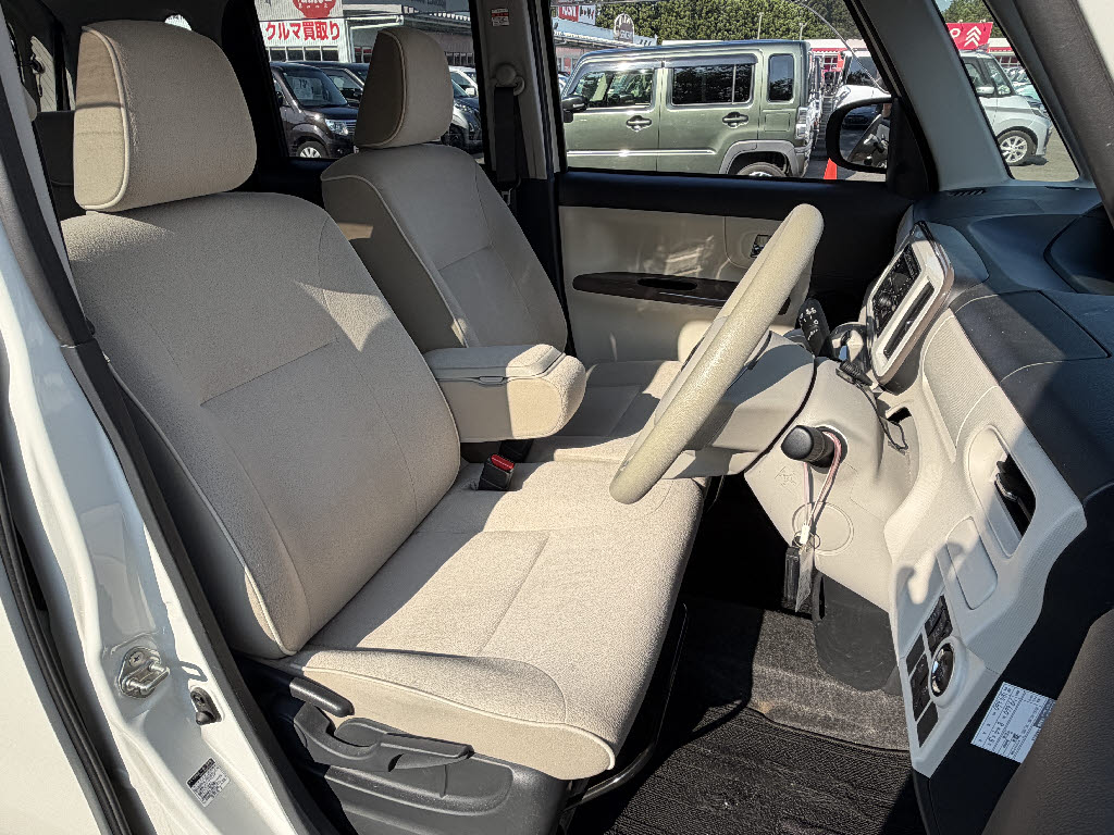 ダイハツ ムーヴキャンバス GﾒｲｸｱｯﾌﾟﾘﾐﾃｯﾄﾞSA3 4WD