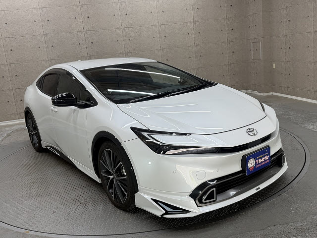 トヨタ プリウス Z
