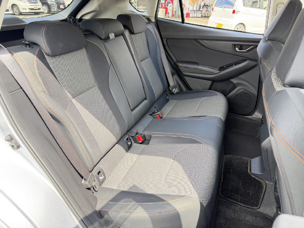 スバル ＸＶ XV 2.0e-Sｱｲｻｲﾄｺｱﾃｸﾉﾛｼﾞｰ 4WD