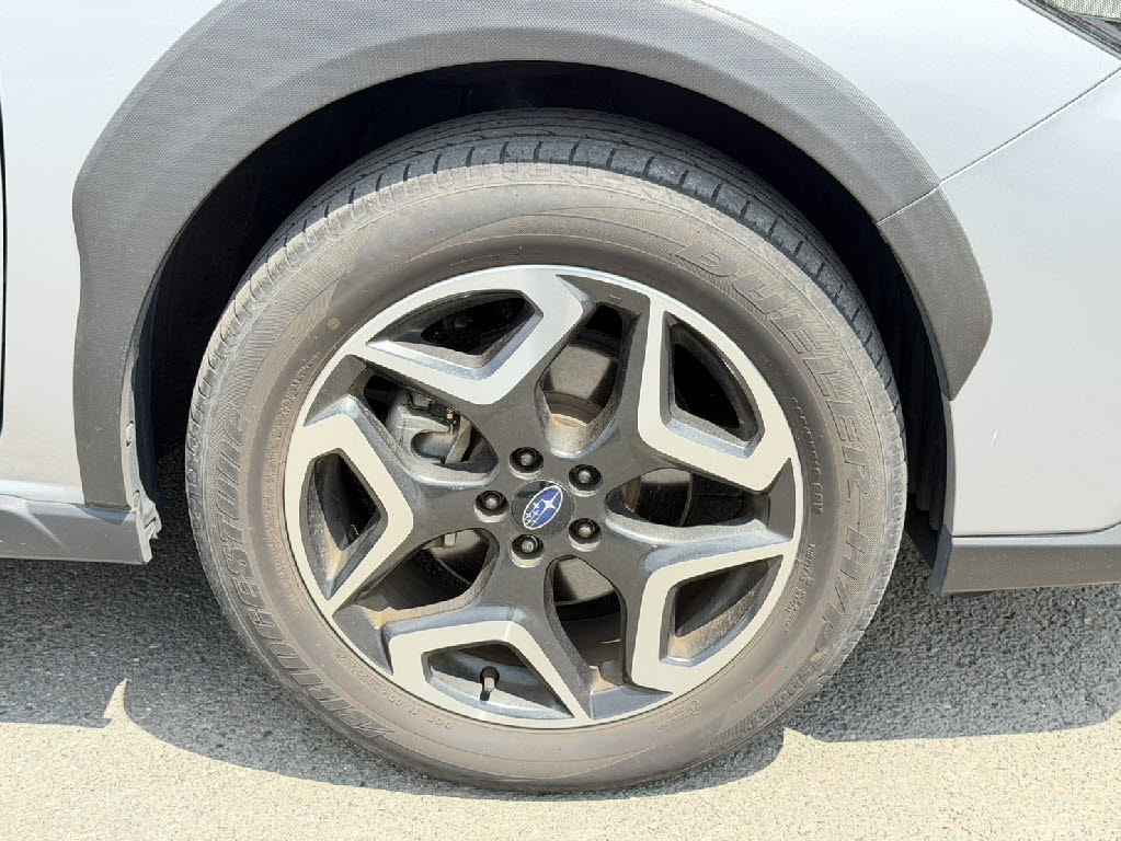 スバル ＸＶ XV 2.0e-Sｱｲｻｲﾄｺｱﾃｸﾉﾛｼﾞｰ 4WD