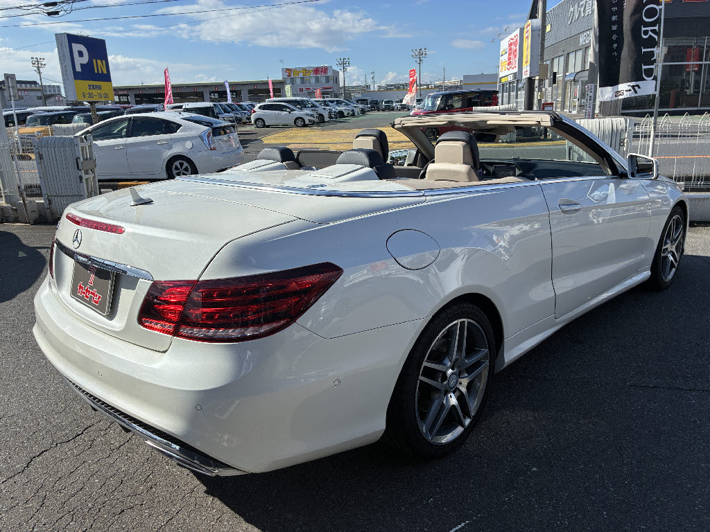 メルセデスベンツ ﾒﾙｾﾃﾞｽﾍﾞﾝﾂ Eｸﾗｽ E400ｶﾌﾞﾘｵﾚ