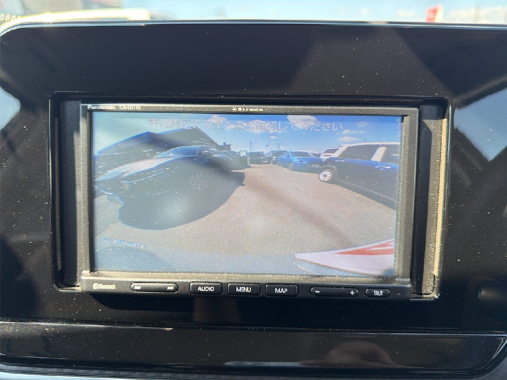 ニッサン ノート S FOUR 4WD