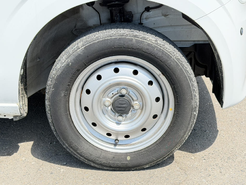 スズキ アルト VPﾚｰﾀﾞｰﾌﾞﾚｰｷｻﾎﾟｰﾄ 4WD