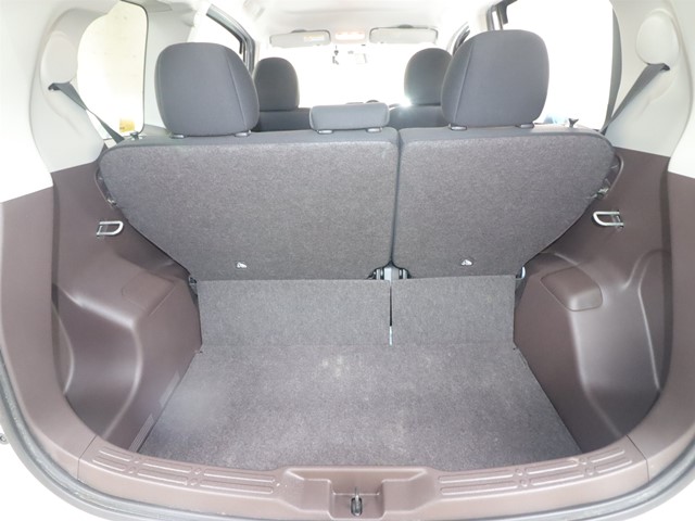 トヨタ スペイド F