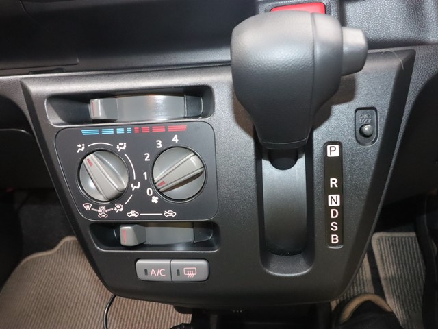 ダイハツ ミライース L SAⅢ