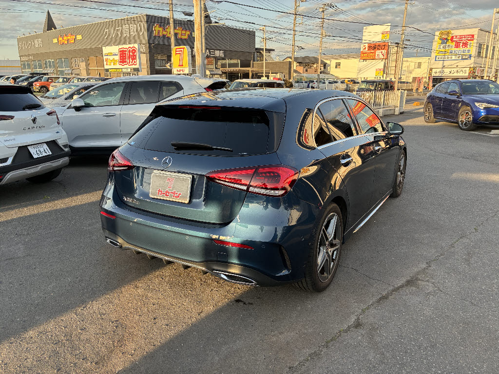 メルセデスベンツ ﾒﾙｾﾃﾞｽﾍﾞﾝﾂ Aｸﾗｽ A200d AMGﾗｲﾝ