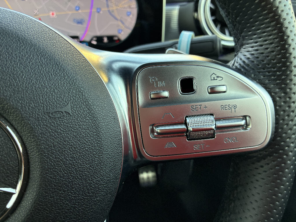 メルセデスベンツ ﾒﾙｾﾃﾞｽﾍﾞﾝﾂ Aｸﾗｽ A200d AMGﾗｲﾝ