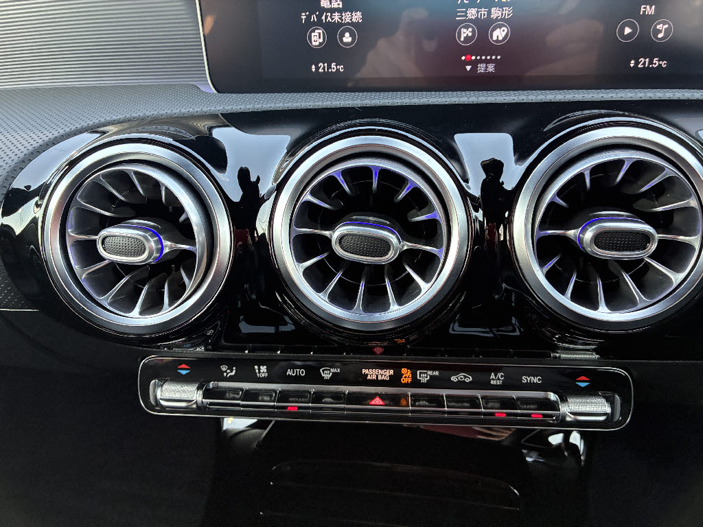 メルセデスベンツ ﾒﾙｾﾃﾞｽﾍﾞﾝﾂ Aｸﾗｽ A200d AMGﾗｲﾝ