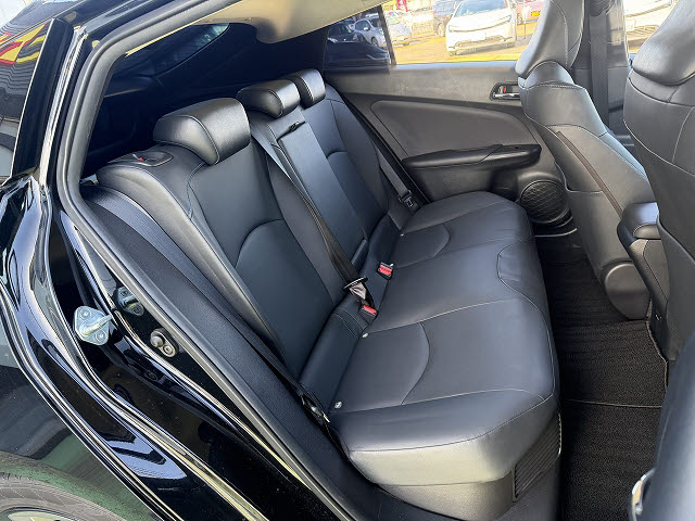 トヨタ プリウス Ｓツーリング