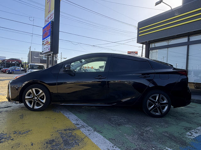 トヨタ プリウス Ｓツーリング