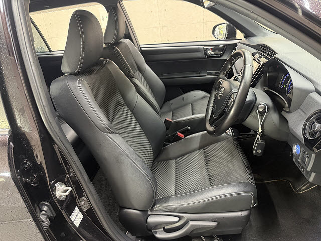 トヨタ ｶﾛｰﾗﾌｨｰﾙﾀﾞｰHV ﾊｲﾌﾞﾘｯﾄﾞG　ＷxＢ