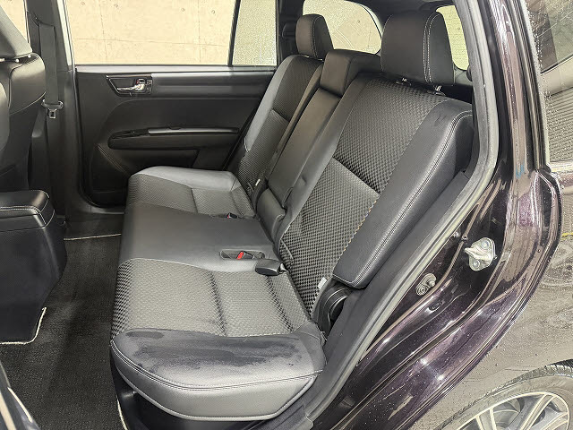 トヨタ ｶﾛｰﾗﾌｨｰﾙﾀﾞｰHV ﾊｲﾌﾞﾘｯﾄﾞG　ＷxＢ