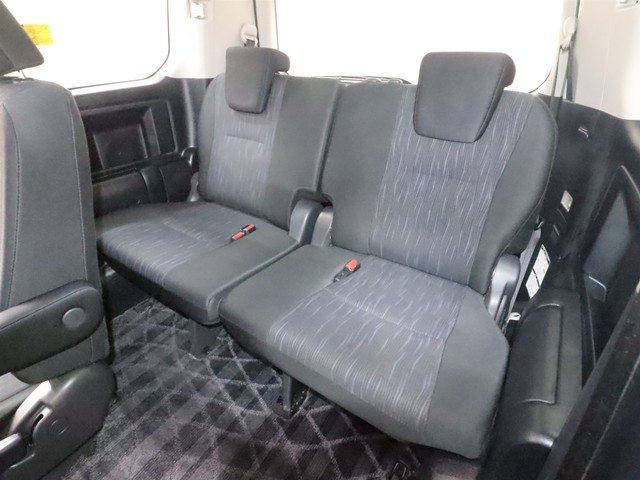 トヨタ ヴォクシー ＺＳ煌