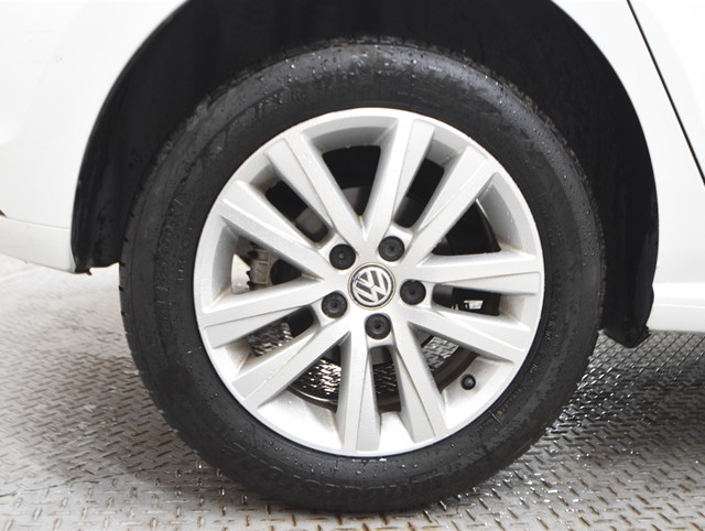 フォルクスワーゲン ＶＷポロ ﾌﾟﾚﾐｱﾑEDﾅﾋﾞﾊﾟｯｹｰｼﾞ