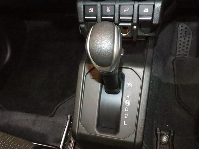 スズキ ジムニーシエラ JC