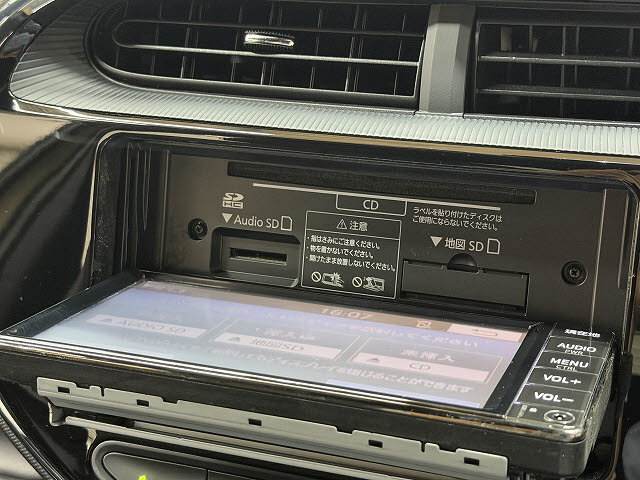 トヨタ アクア クロスオーバーグラム