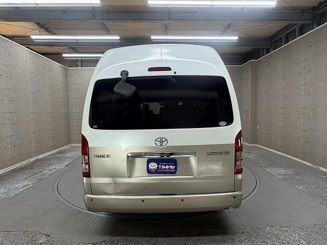 トヨタ ハイエース A車　グランドキャビン　送迎仕様車