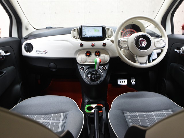 その他輸入車 フィアット５００Ｃ ツインエア ラウンジ