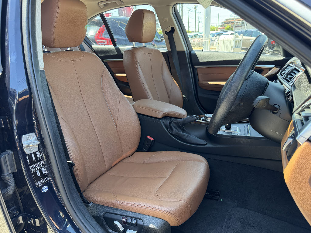 ＢＭＷ ＢＭＷ ３シリーズ ラグジュアリー