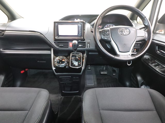 トヨタ エスクァイア Ｘｉ