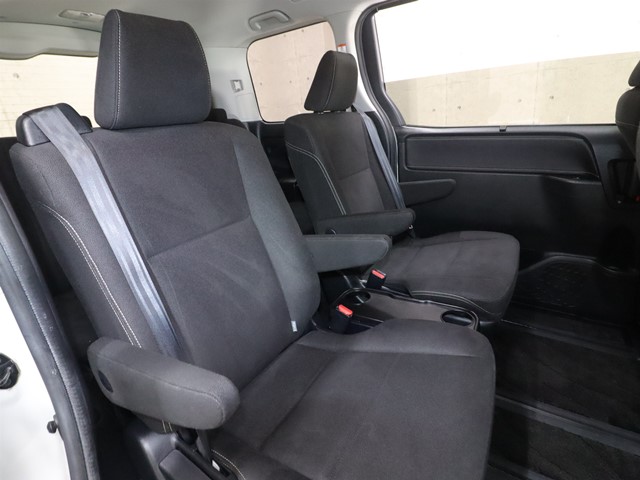 トヨタ エスクァイア Ｘｉ