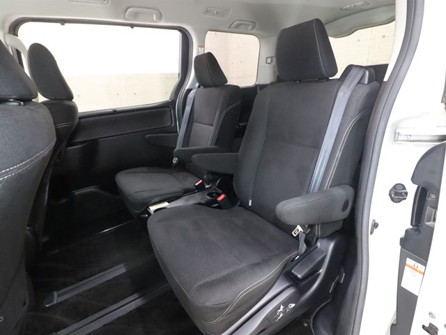 トヨタ エスクァイア Ｘｉ