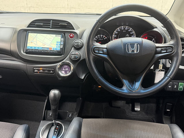 ホンダ フィット 15XHﾌｧｲﾝスタイル