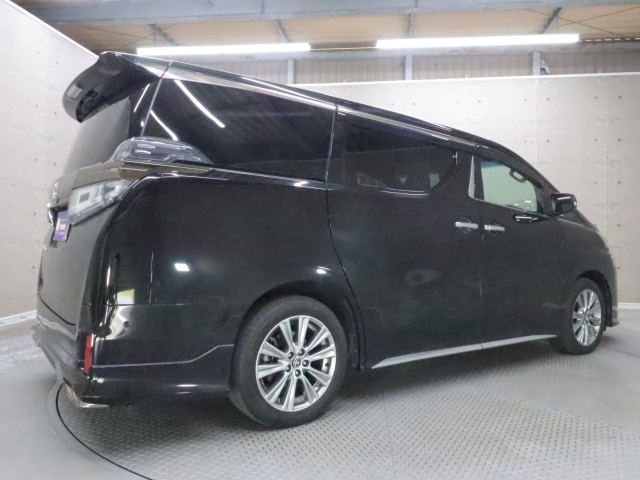 トヨタ ヴェルファイア Z　ｺﾞｰﾙﾃﾞﾝｱｲｽﾞ　4WD