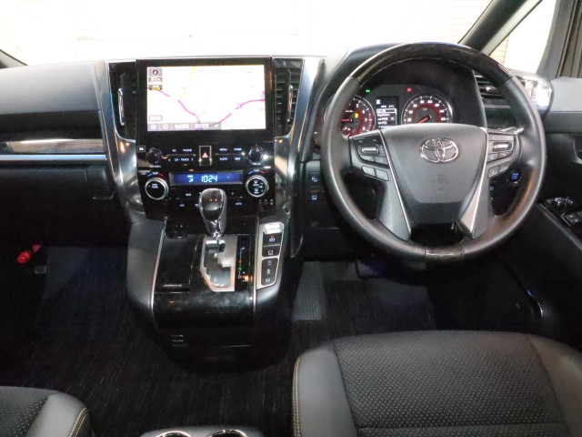 トヨタ ヴェルファイア Z　ｺﾞｰﾙﾃﾞﾝｱｲｽﾞ　4WD