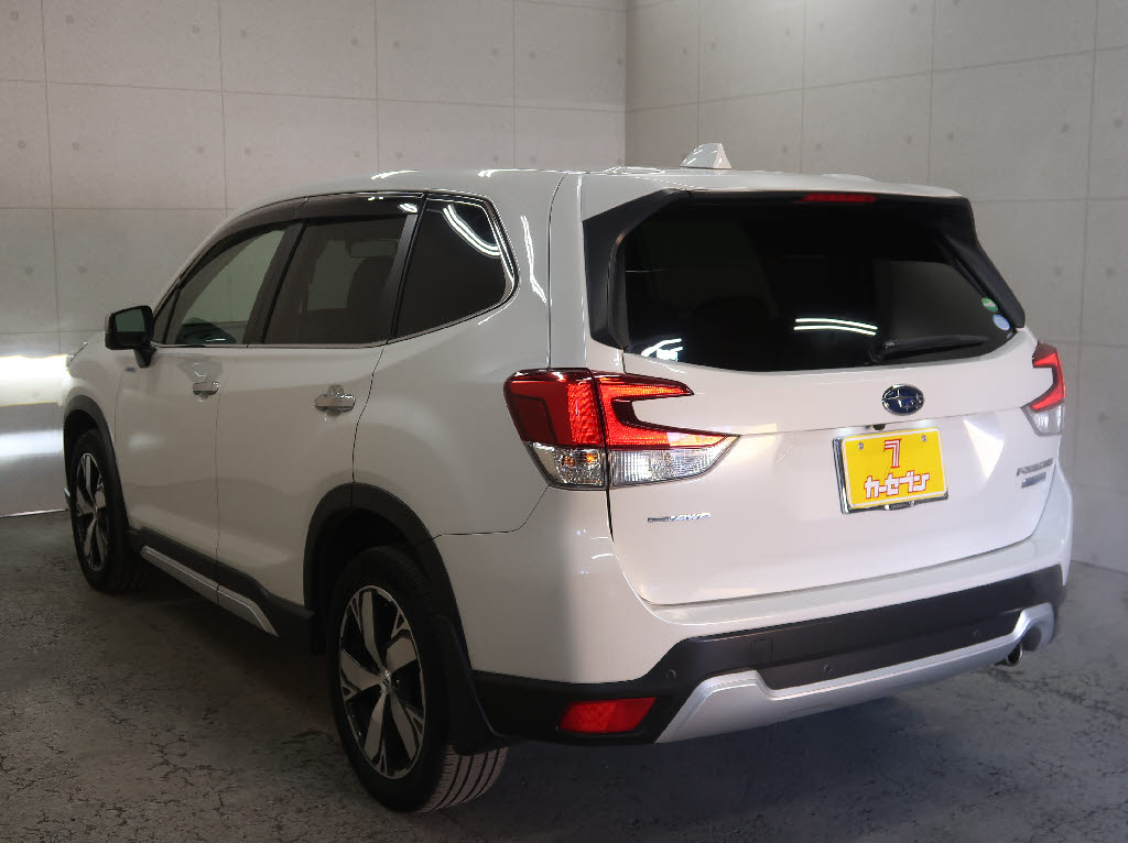 スバル フォレスター アドバンス