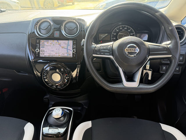 ニッサン ノート ＥパワーＸ