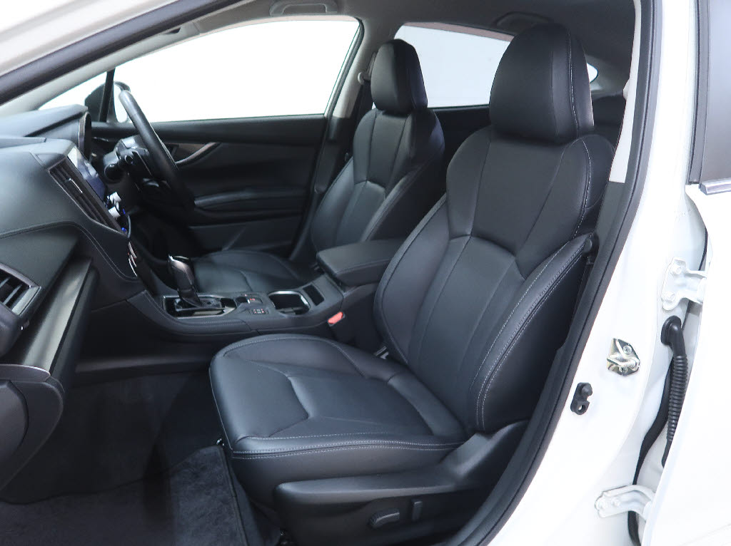 スバル インプレッサスポーツ 2.0i-Sアイサイト