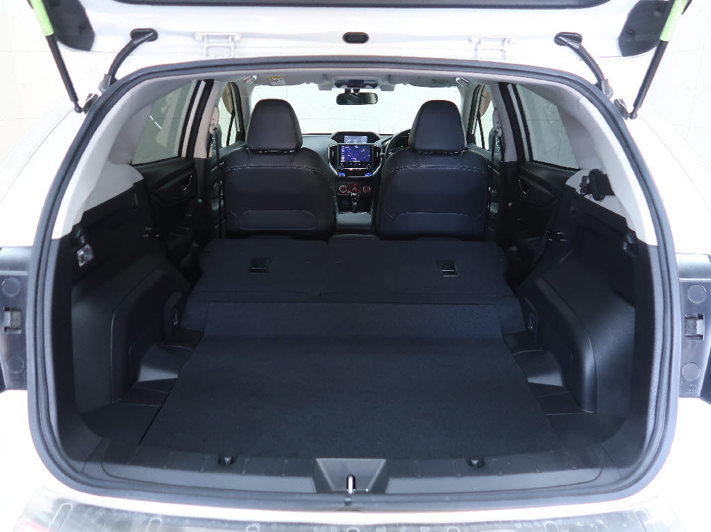 スバル インプレッサスポーツ 2.0i-Sアイサイト