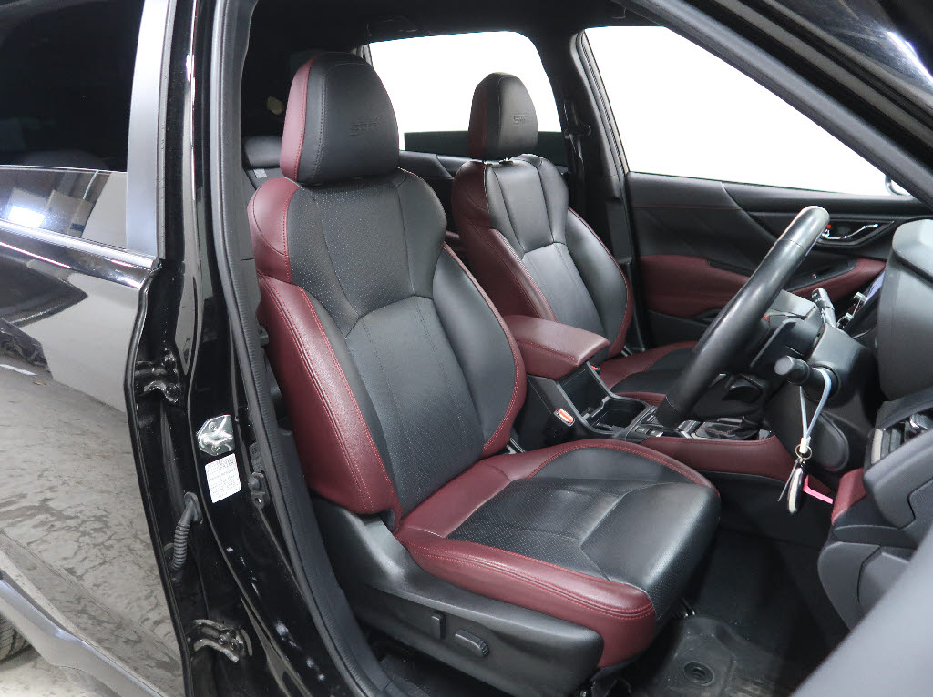 スバル フォレスター STI ｽﾎﾟｰﾂ