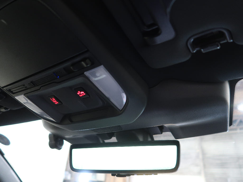 スバル フォレスター STI ｽﾎﾟｰﾂ