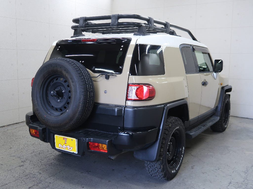 トヨタ ＦＪクルーザー カラーパッケージ