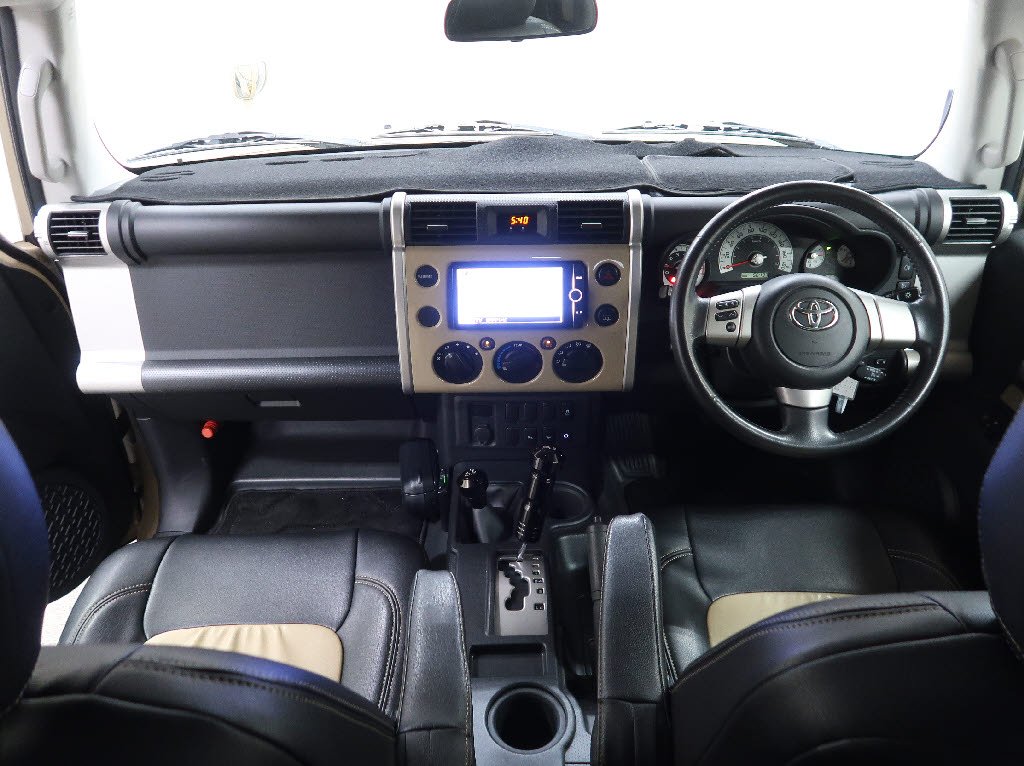 トヨタ ＦＪクルーザー カラーパッケージ