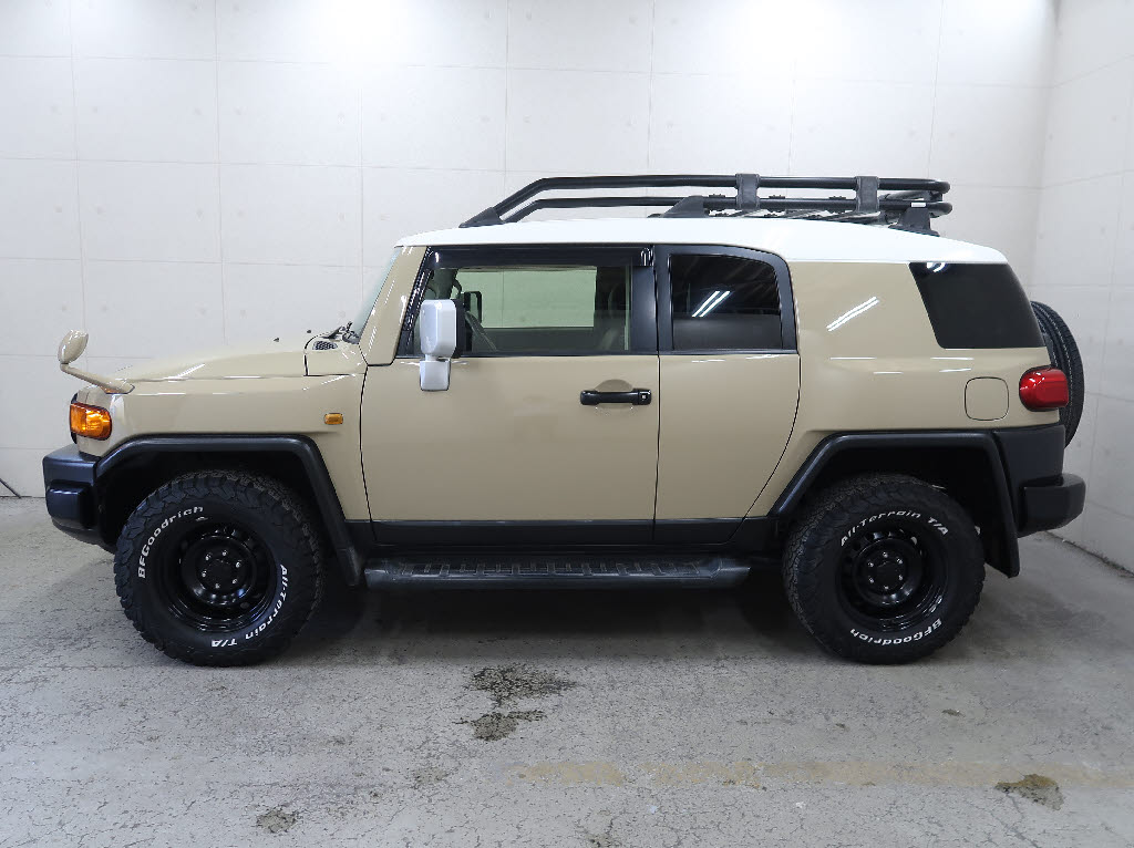 トヨタ ＦＪクルーザー カラーパッケージ