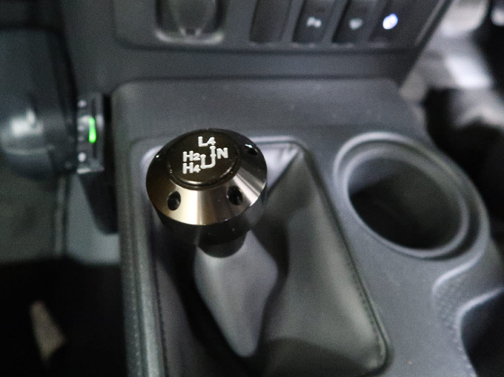 トヨタ ＦＪクルーザー カラーパッケージ