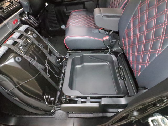 スズキ スペーシアカスタム ﾊｲﾌﾞﾘｯﾄﾞXS　2WD