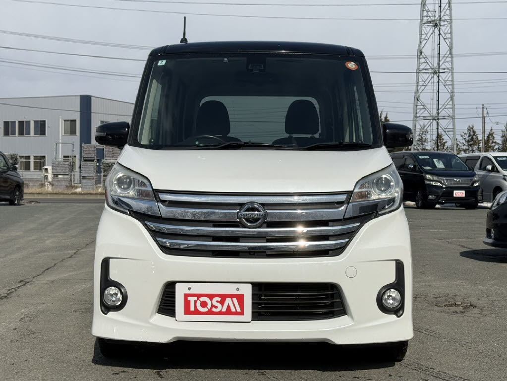 ニッサン デイズルークス ４ＷＤ　ハイウェイスターＸＶセレクション