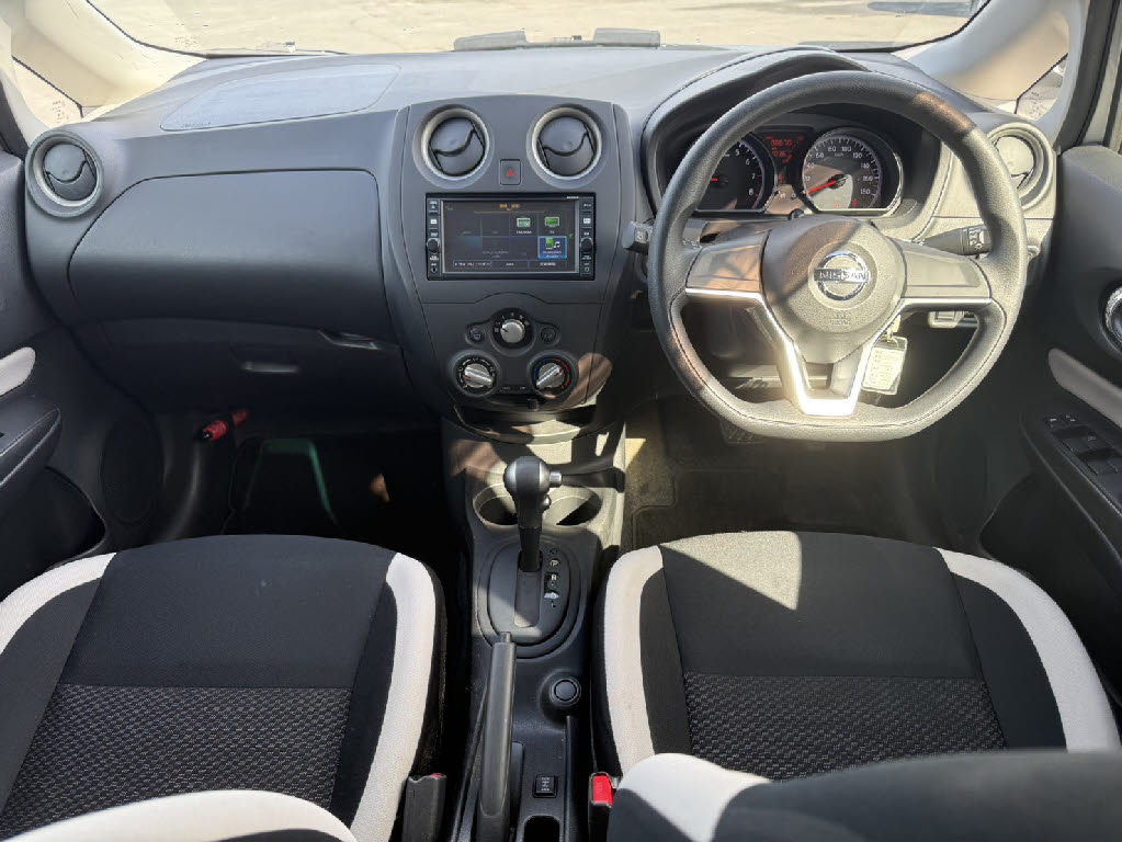 ニッサン ノート X FOUR