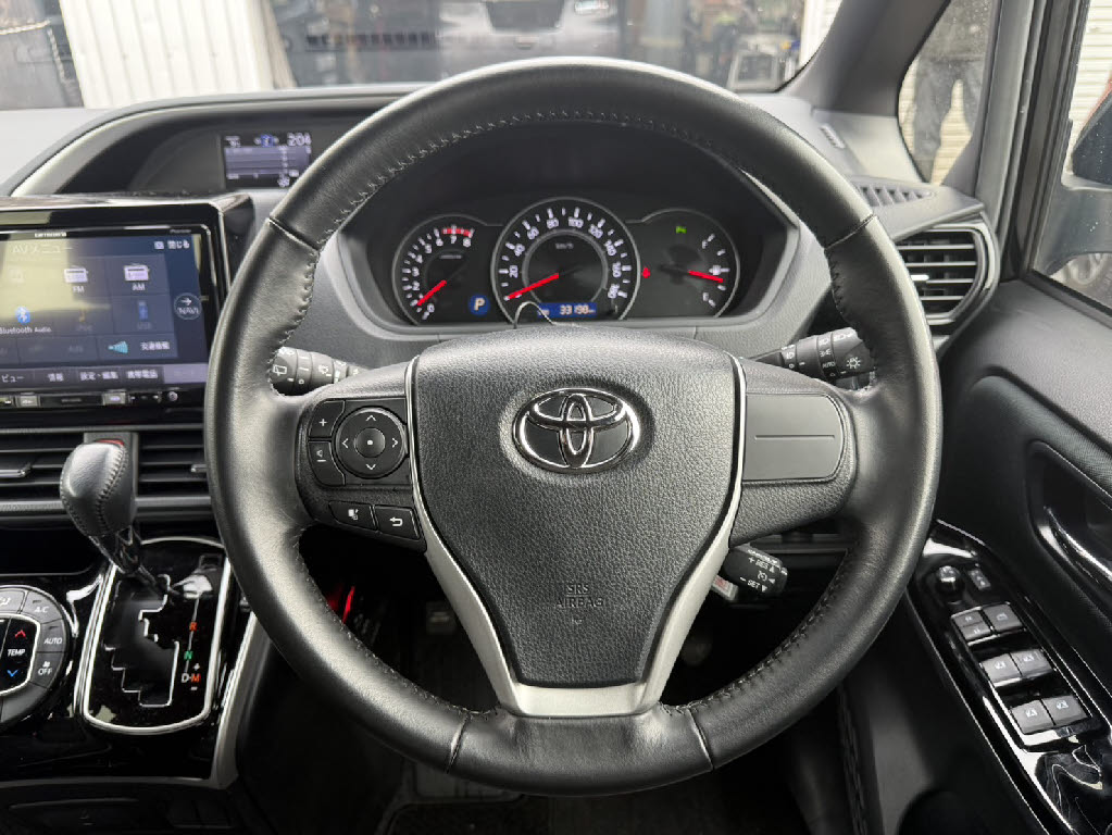 トヨタ ヴォクシー ZS煌Ⅱ