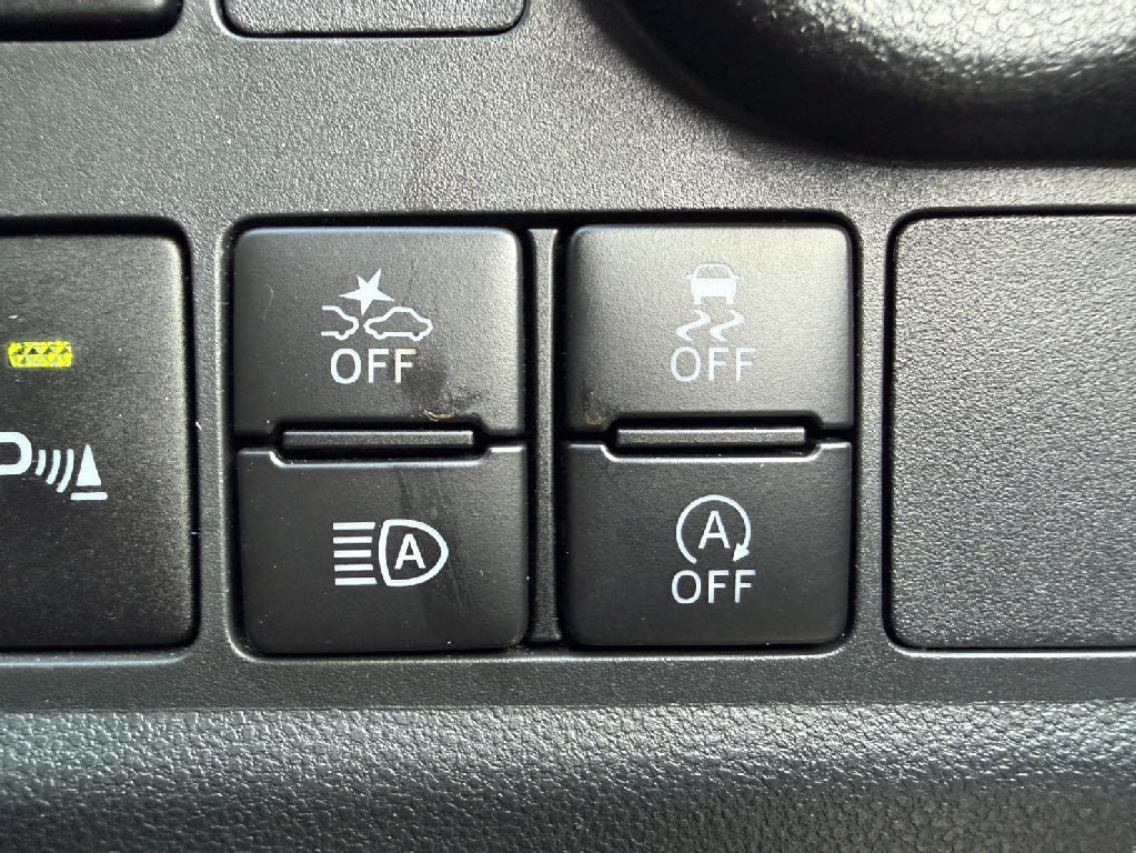 ダイハツ ブーン ｽﾀｲﾙ ﾎﾜｲﾄﾘﾐﾃｯﾄﾞ SAⅢ